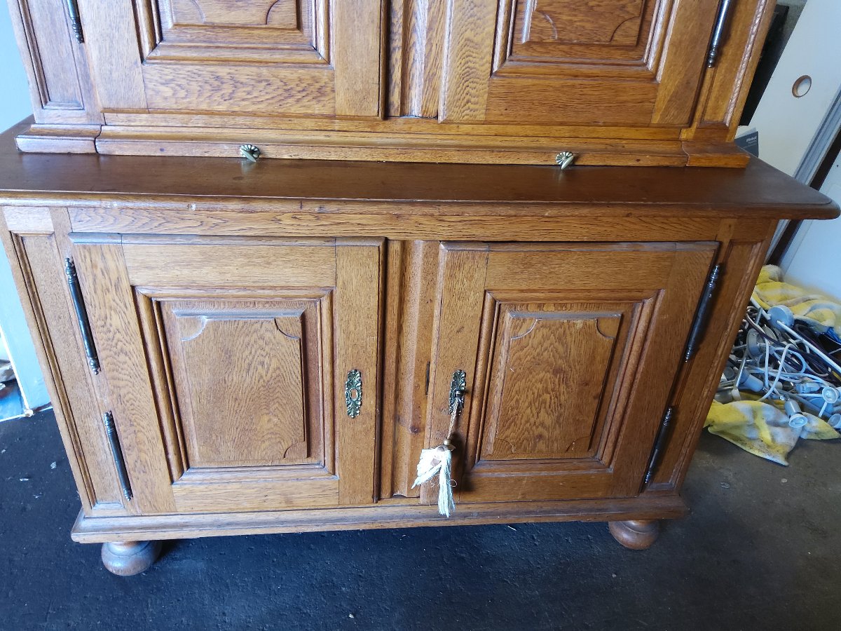 A Two-part Sideboard Made Of Alsatian Oak, Dating From The Late 18th Century, In The Louis XIV Style -photo-2